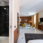 Zebra Naviglio 4* Milão