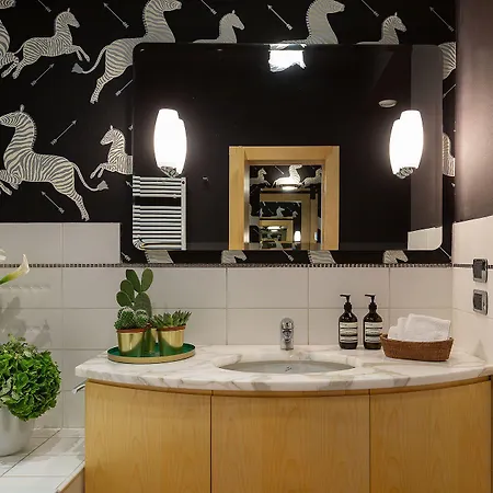 Zebra Naviglio 4* מילאנו