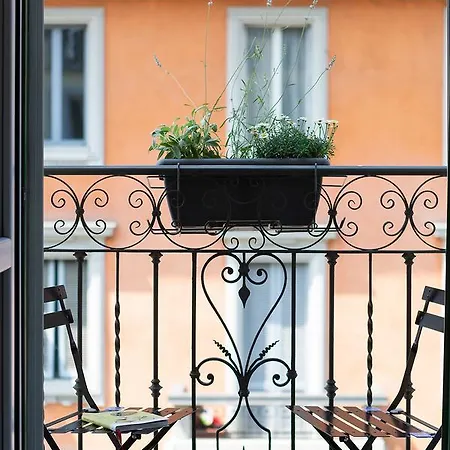 Zebra Naviglio 4* Milão